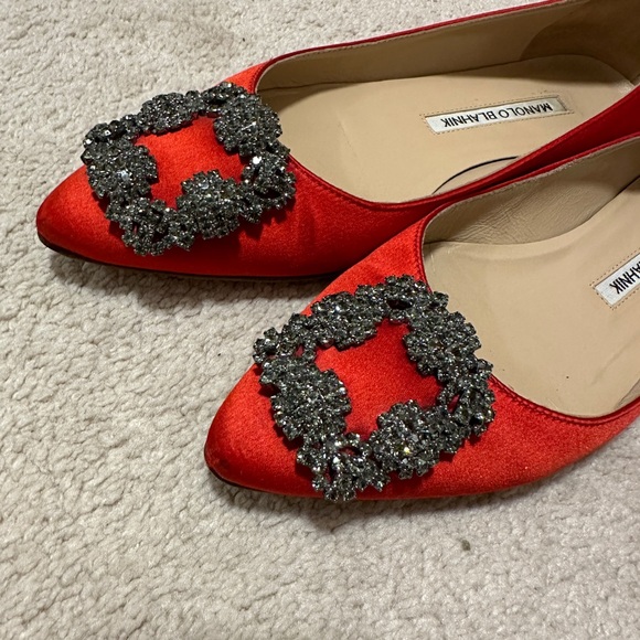 Manolo Blahnik Red Satin Jewel Buckle Flats - Picture 4 of 4